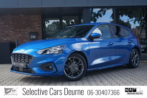 Ford Focus EcoBoost ST-Line , Desert Island Blue, H/U, Camera, AppleCarplay, Cruise, Led.