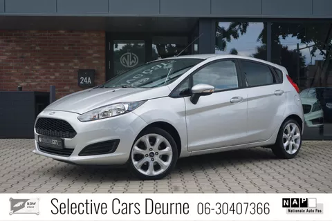 Ford Fiesta 1.25 , Clima, Nieuwe APK, 16''LM, 4-cilinder, Getint glas.