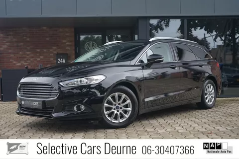 Ford Mondeo Wagon 1.5 Ecoboost Edition , Xenon/LED, Cruise, PDC, Navigatie, Iridium Black Mica.