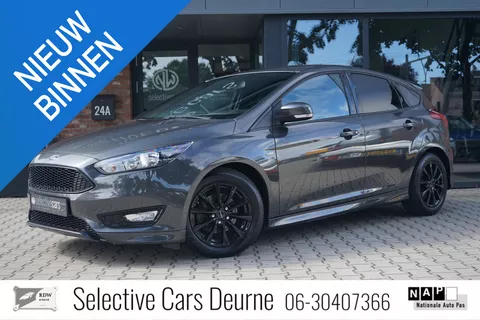 Ford Focus 1.0 ST-Line , Camera, AppleCarplay, PDC, Cruise, 140Pk, Nieuwe APK.