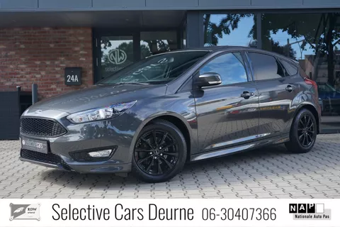 Ford Focus 1.0 ST-Line , Camera, AppleCarplay, PDC, Cruise, 140Pk, Nieuwe APK.